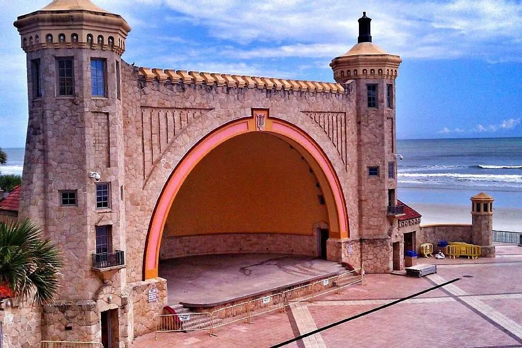 Apartment Highly Desired 6Th Floor 1 Bedroom Oceanfront - There Is Only One Ocean Walk Resort 606 Daytona Beach
